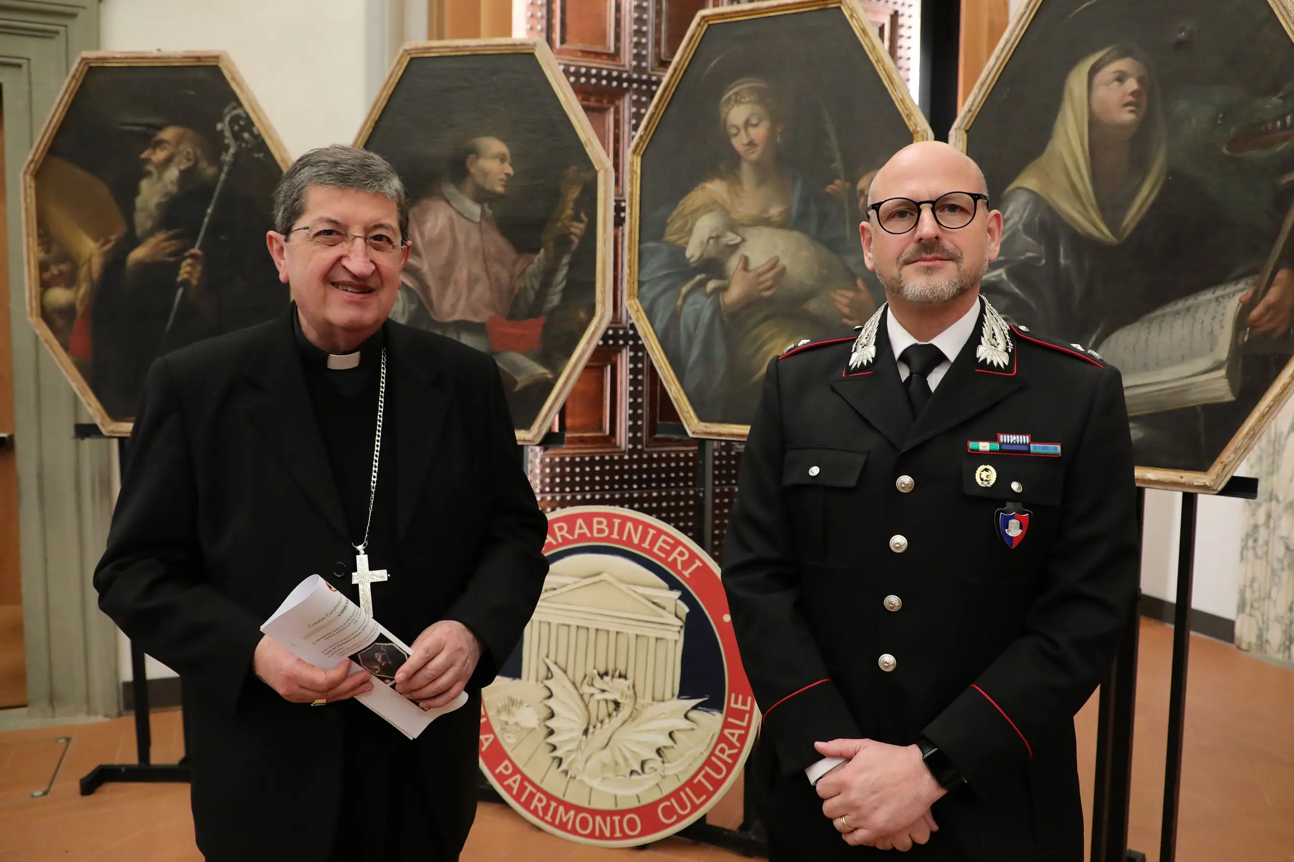 DISTINTIVO CARABINIERI OTTAGONALE