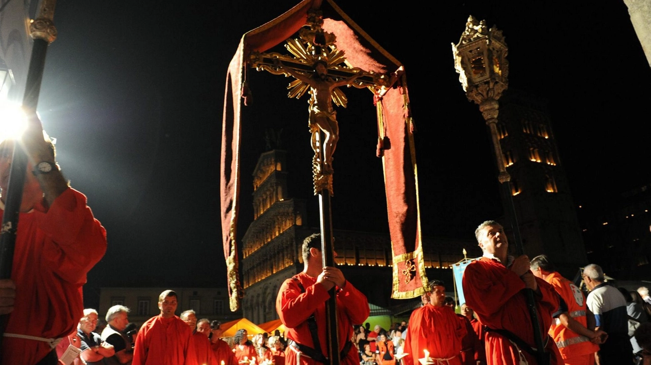 Processione della Luminara (foto Alcide)