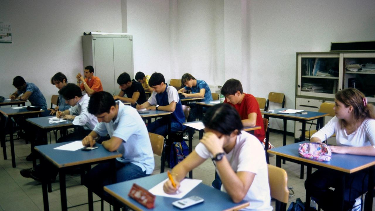 Ragazzi a scuola