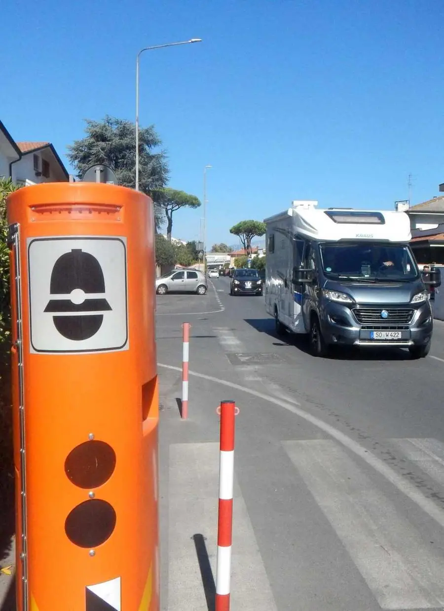 Viareggio, tre autovelox per cinque multe ogni giorno