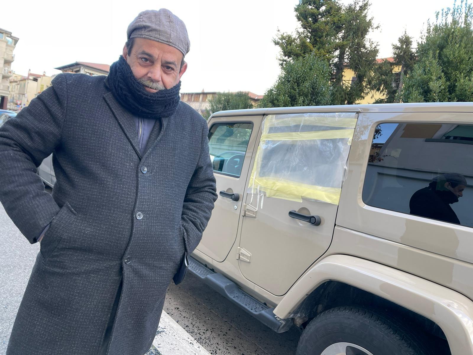 Brutta sorpresa per Nicola Rignanese auto danneggiata dai ladri