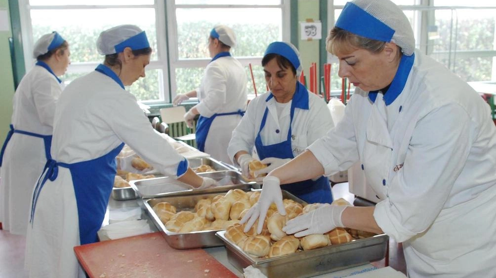 Opportunità di lavoro nel settore della ristorazione collettiva. Il gruppo Camst è alla ricerca di addetti alla mensa da inserire...