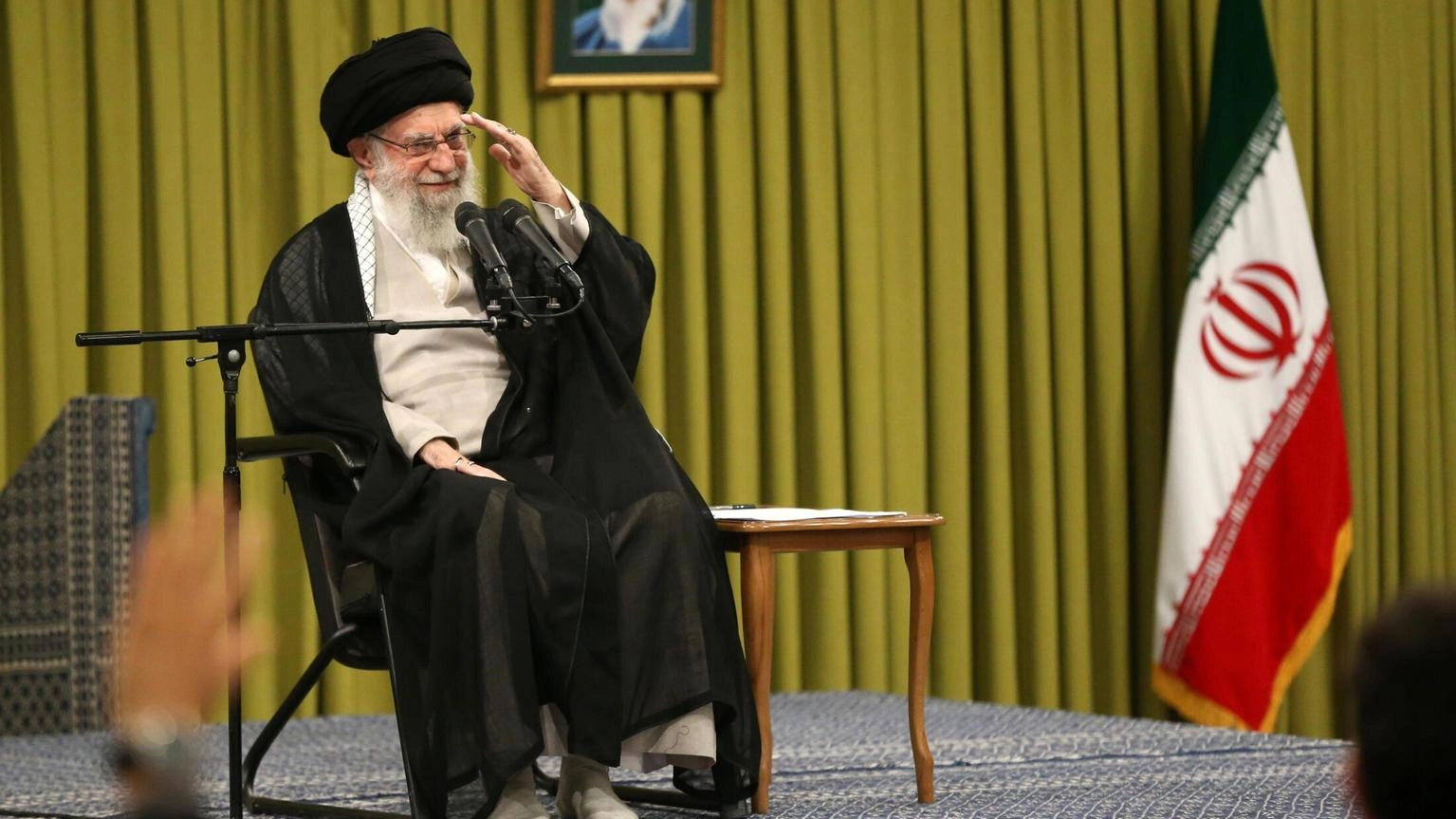 Khamenei chiede l'esecuzione di Netanyahu