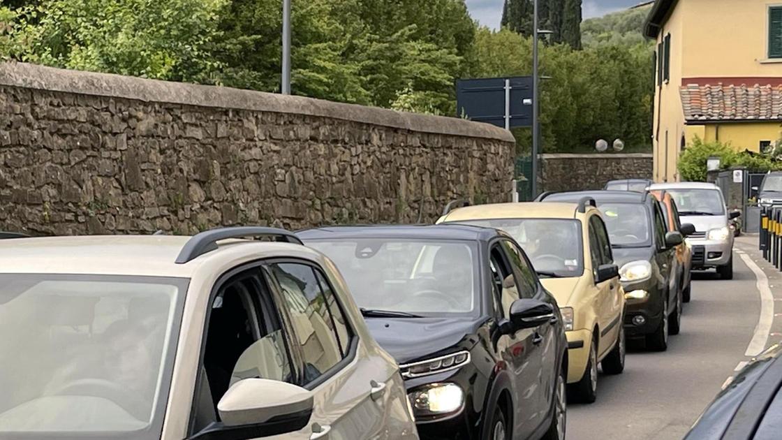 Viabilità, allarme Cinque vie. Strada chiusa per tre mesi: "Firenze valuti soluzioni"