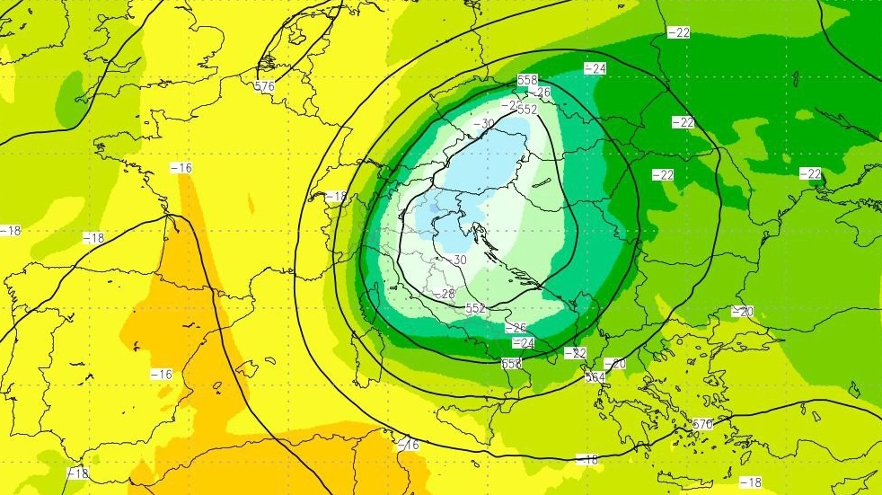 Nel weekend probabile calo termico con possibilità di qualche nevicata intorno ai 700-800 metri in Appennino.