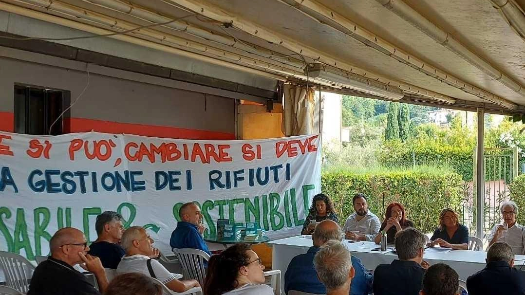 L’esito del convegno promosso da Comune di Palaia e Zero waste. Durante la giornata criticato l’approccio al tema da parte della Regione.