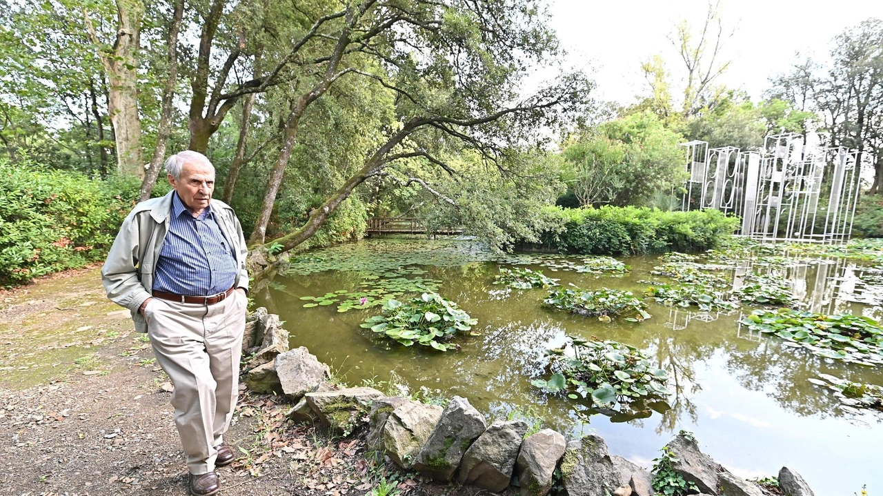 Giuliano Gori nel Parco di Celle (AcerboniFotoCastellani)