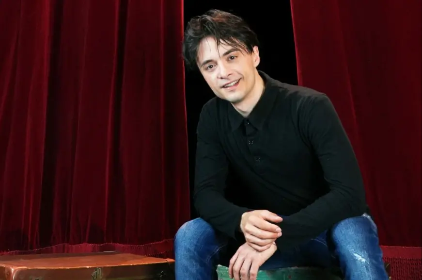 Jonathan Canini chiude il tour teatrale di ‘Vado a vivere con me’