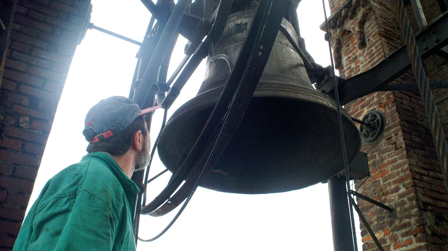 A San Benedetto sono finite nel mirino le campane della chiesa (foto di repertorio)