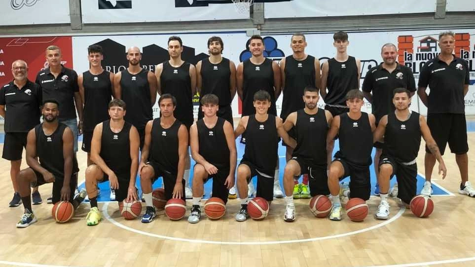 Lo Spezia Basket Tarros al completo