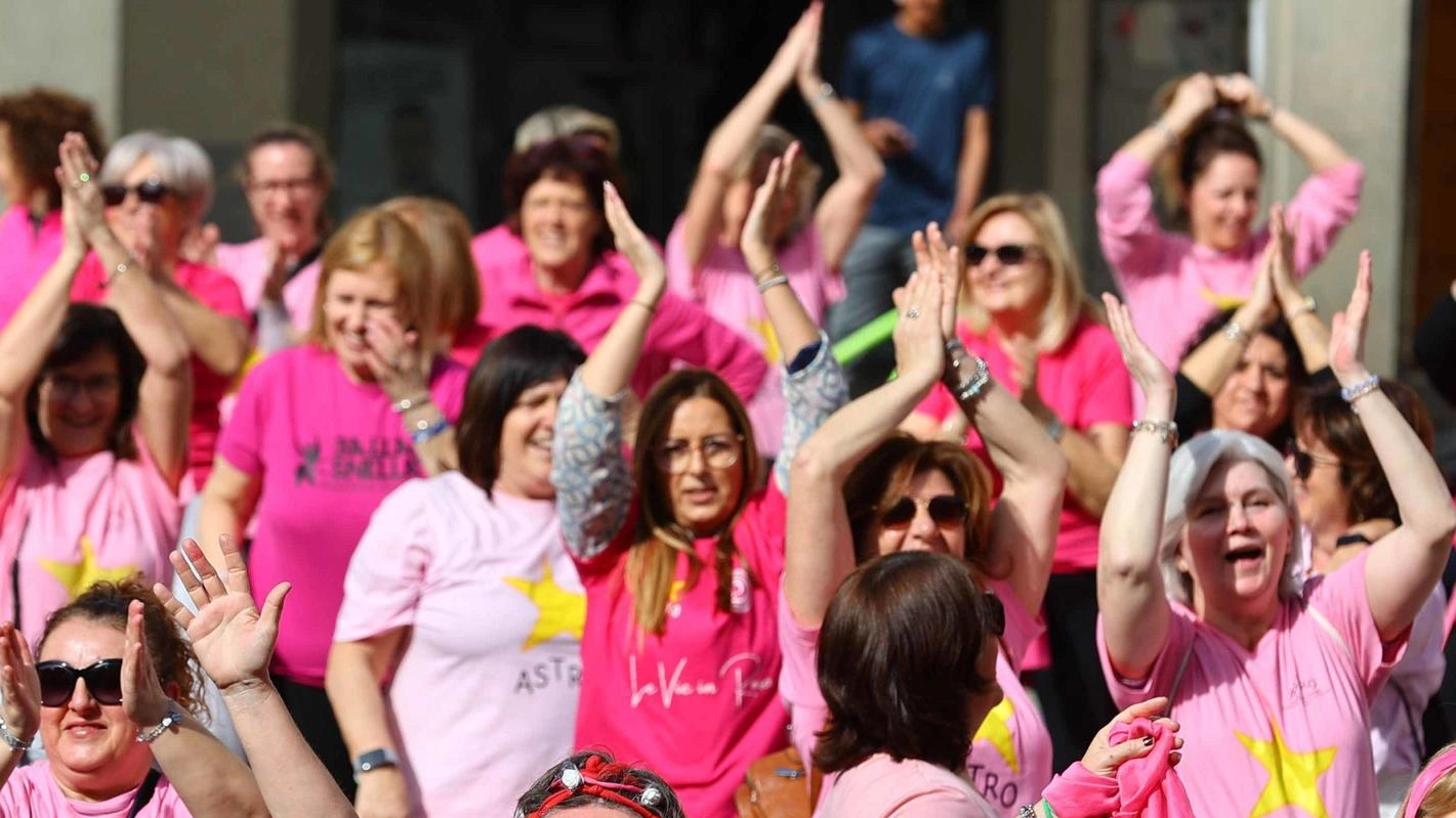 Ottobre rosa, alimentazione e movimento come prevenzione oncologica