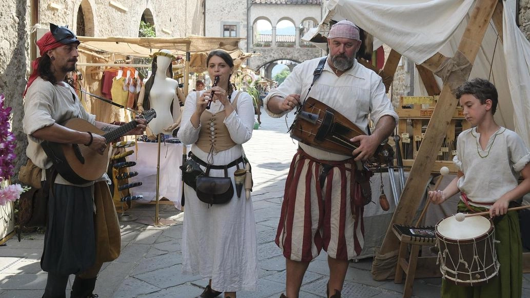 Un tuffo nel Rinascimento. Ultimo giorno a Filetto tra musici, cortei storici e piatti della tradizione