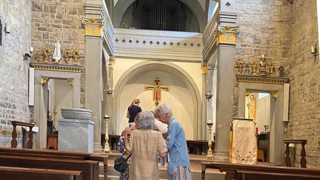 L’associazione Isola di Fiesole "Le chiese sono tesori . Giusta la segnalazione". .