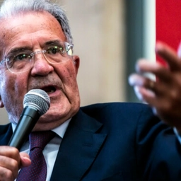 Firenze, Romano Prodi tiene una lezione sul presente e futuro dell’Europa