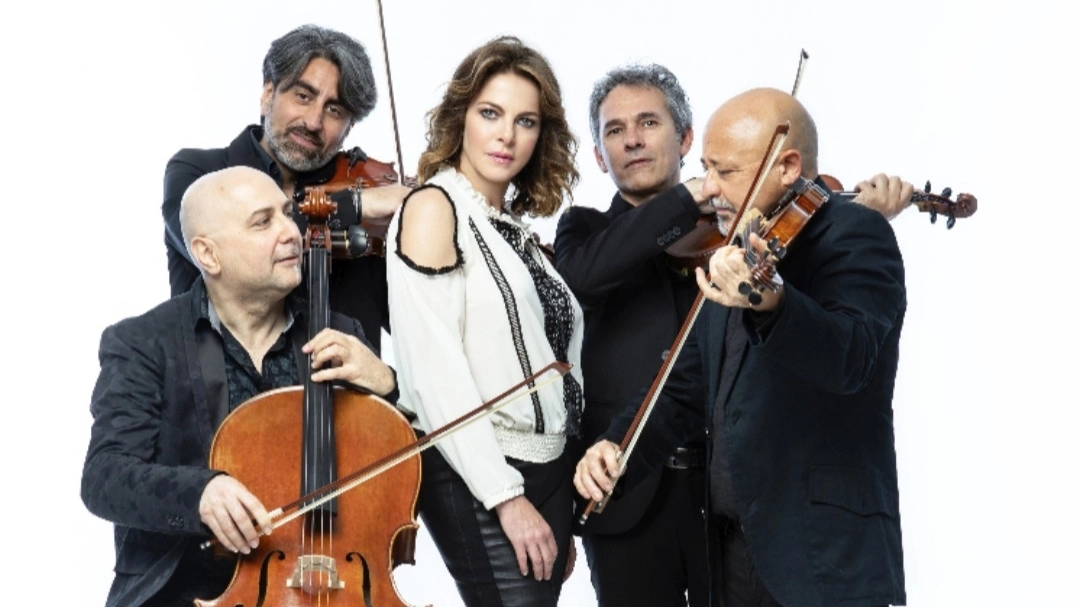 Concerto spettacolo ‘Qualche estate fa’ il 13 aprile al teatro Manzoni