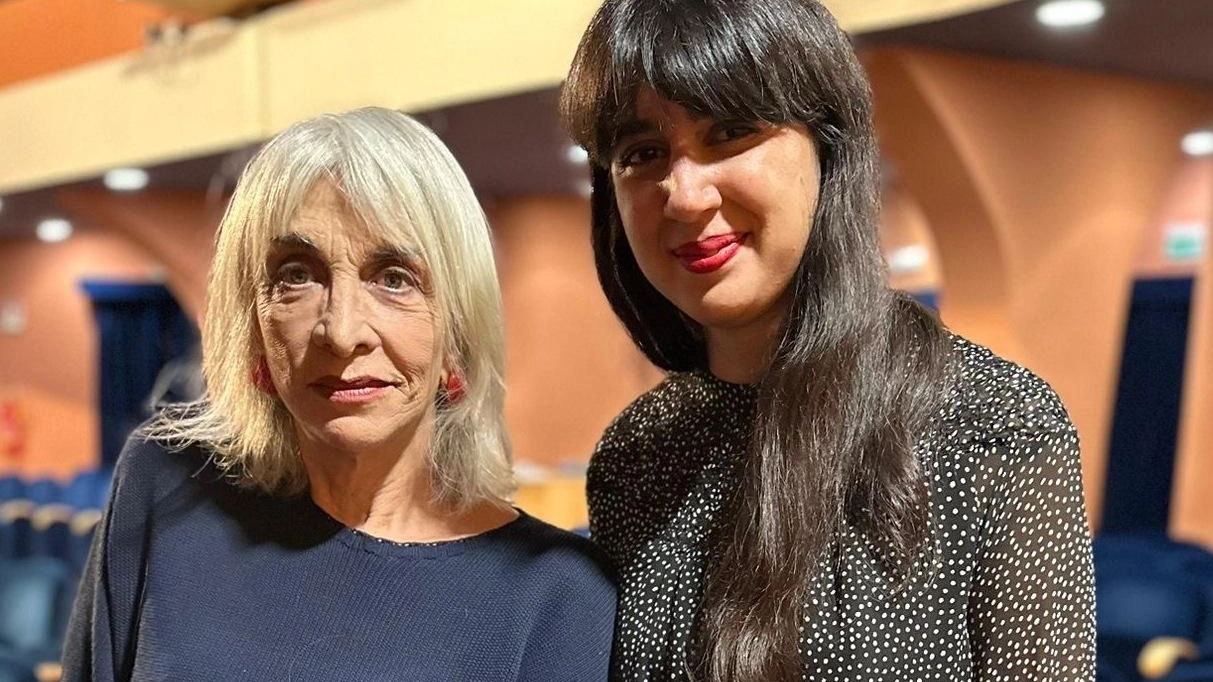 L’attrice Anna Bonaiuto, nella serata del Bolognini, ha interpretato alcuni brani tratti dal libro «Tangerinn» di Emanuela Anechoum