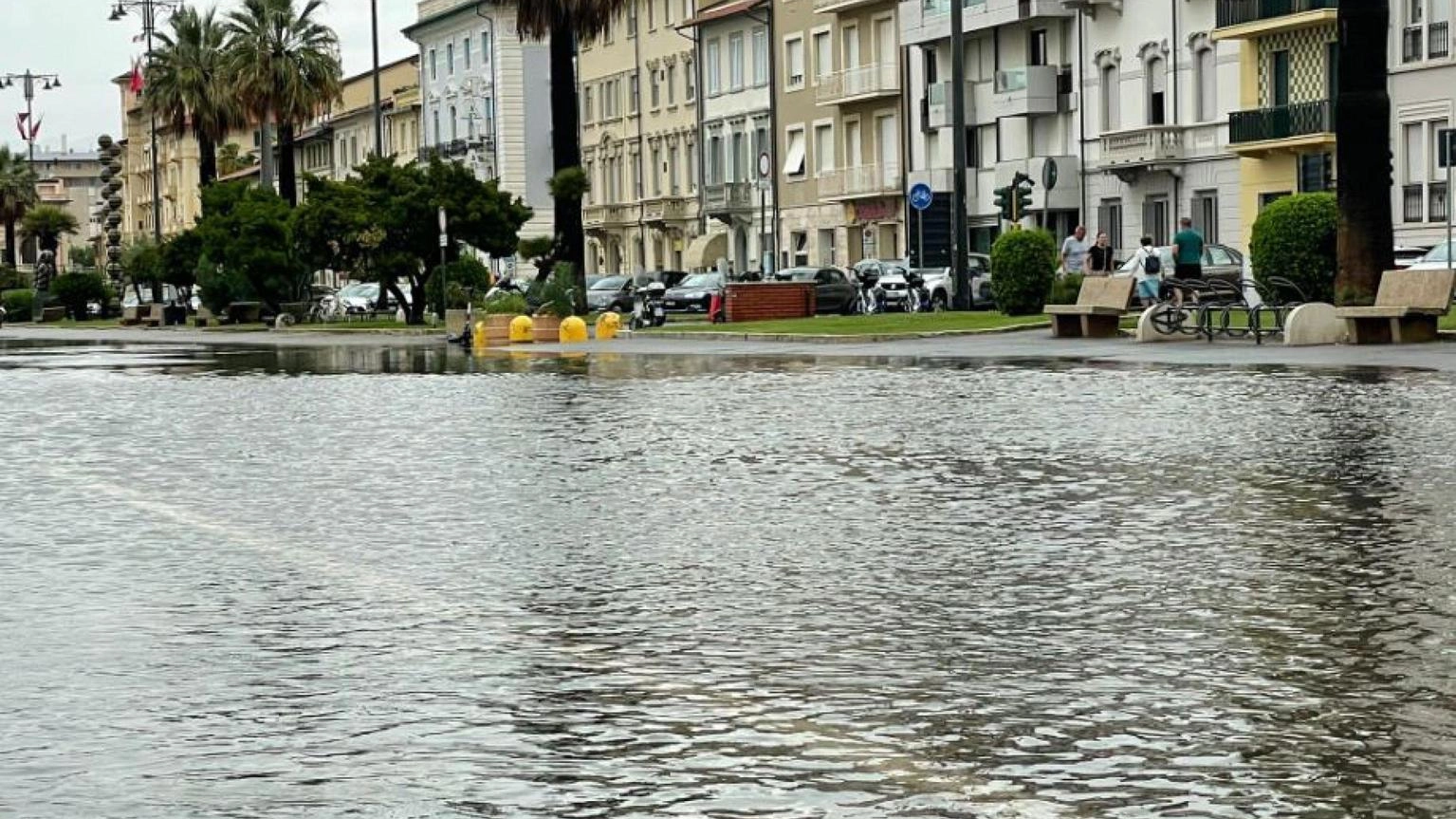 Maltempo: pioggia e vento, allerta arancione in Lombardia