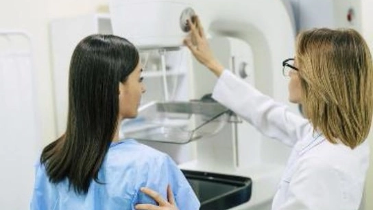 Tre giorni di prevenzione oncologica gratuita a Firenze: particolare attenzione alla medicina di genere e ai controlli per le donne