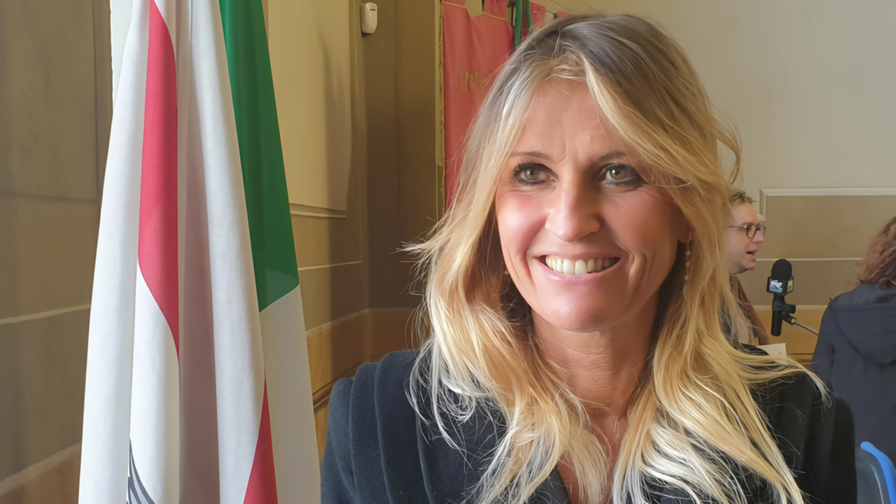 Il sindaco Silvia Chiassai