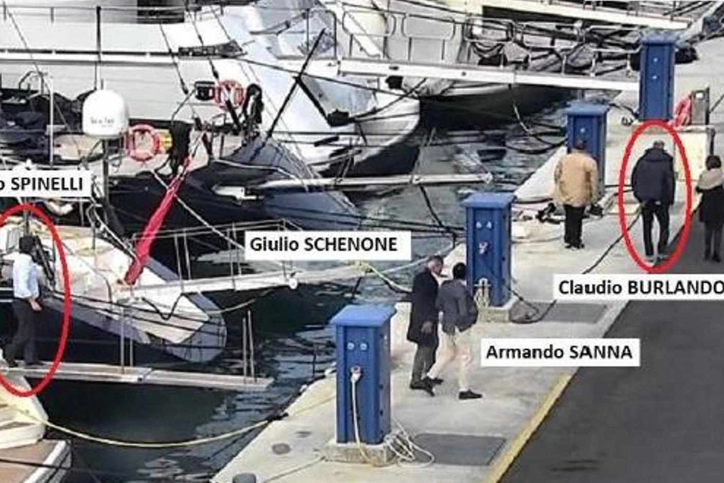 Le foto dell'incontro sullo yacht di Spinelli