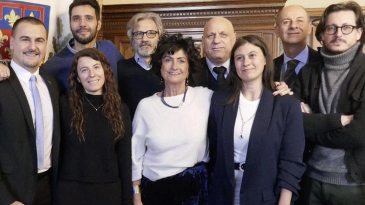 I consiglieri di centrodestra: dura replica a Sanzò. «Progetto tramvia: dati surreali, il solito spreco». Foto a destra: Tommaso Cocci (FdI)