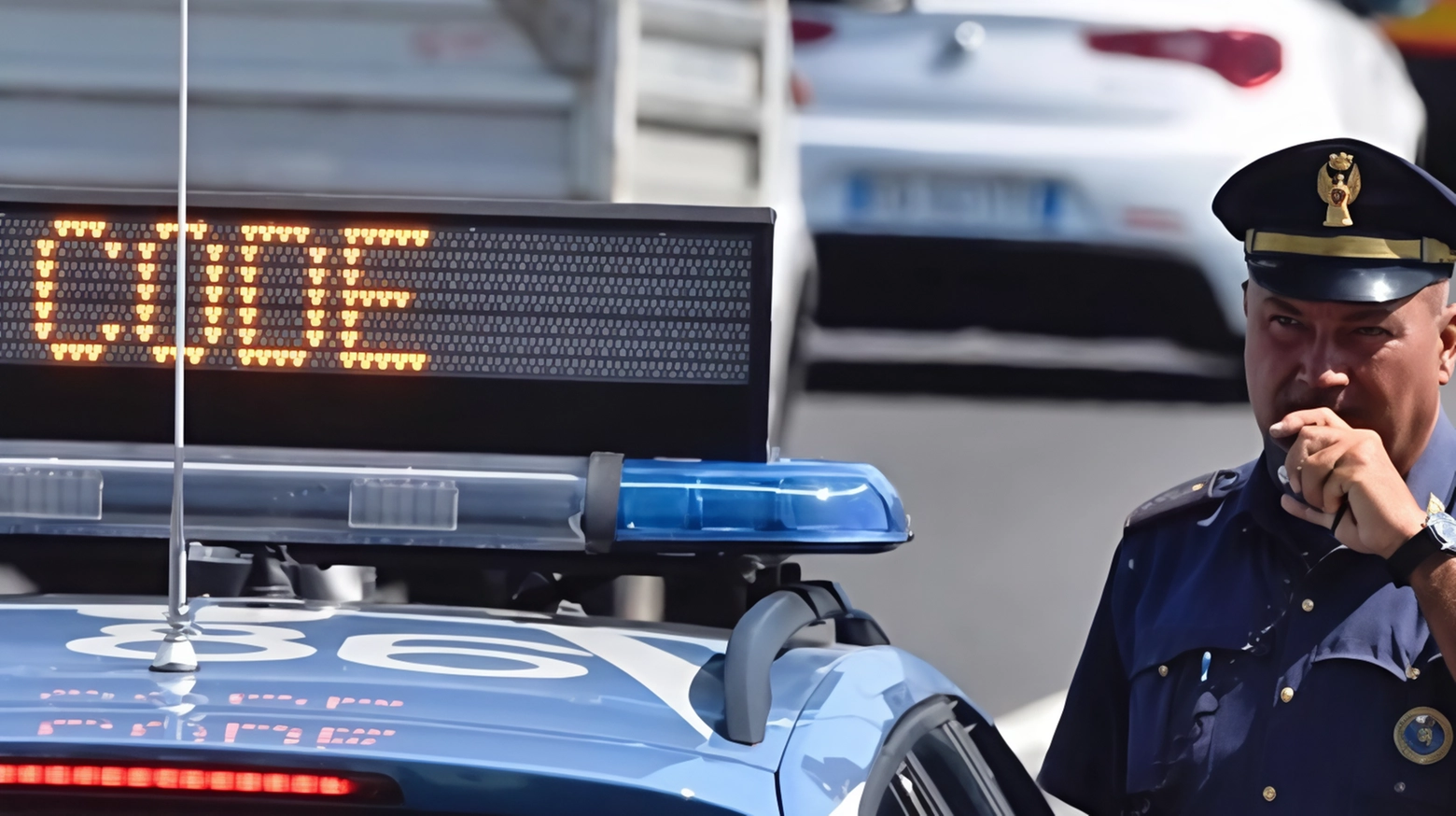 L’autostrada batte un colpo. Schianto nel sabato dei rientri. Code fino a otto chilometri