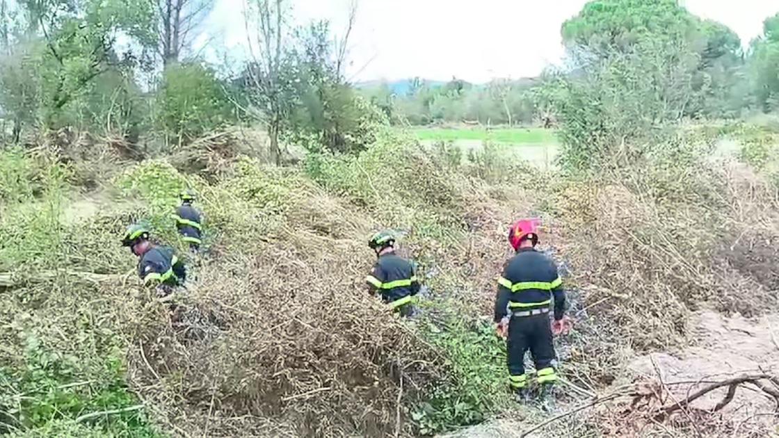 Ricerche senza sosta, ma il piccolo Noah non si trova. Disperso nell’alluvione