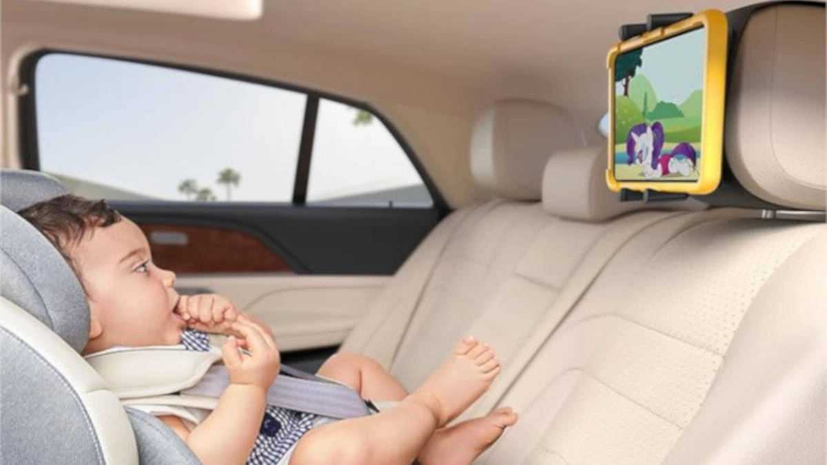 Supporto per tablet in auto