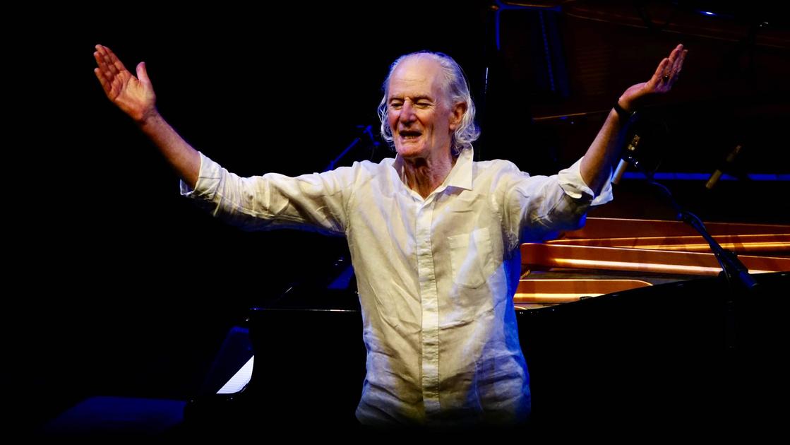 Il concerto di Peter Hammill al Puccini di Firenze