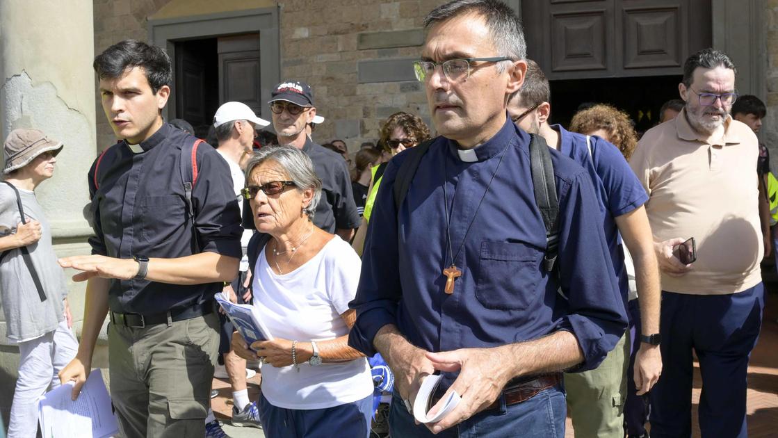 E Gambelli avverte: "Egoismo, indifferenza. Mali che interrogano"