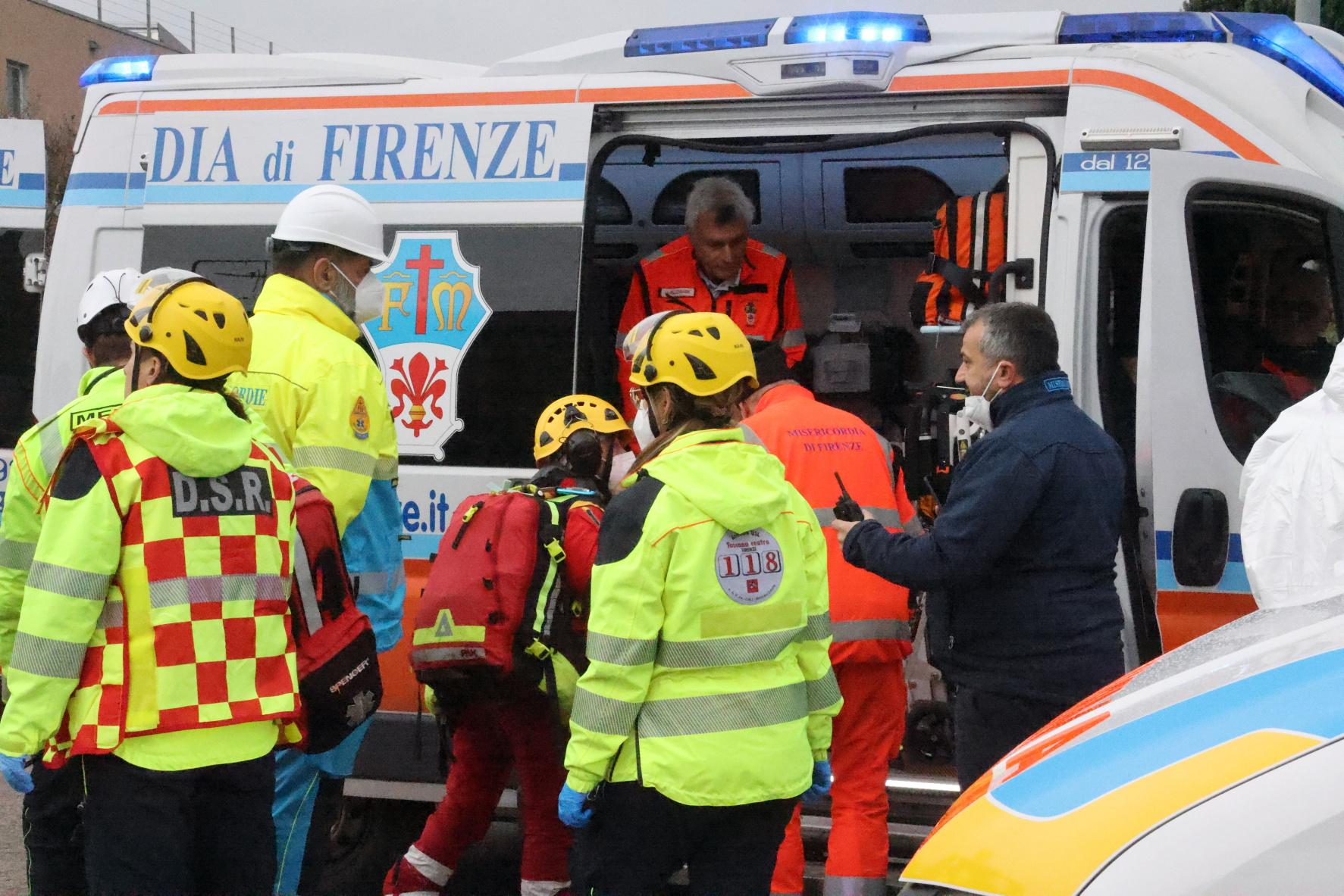 Tragedia a Bagno a Ripoli. Brucia la vegetazione, un uomo muore nell’incendio