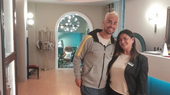 Fognini con Alessia, una delle tantissime fan del tennista ligure