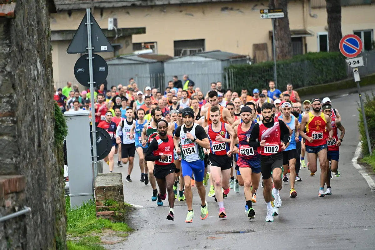 Torna La Strapazza, tutti di corsa a Lastra a Signa