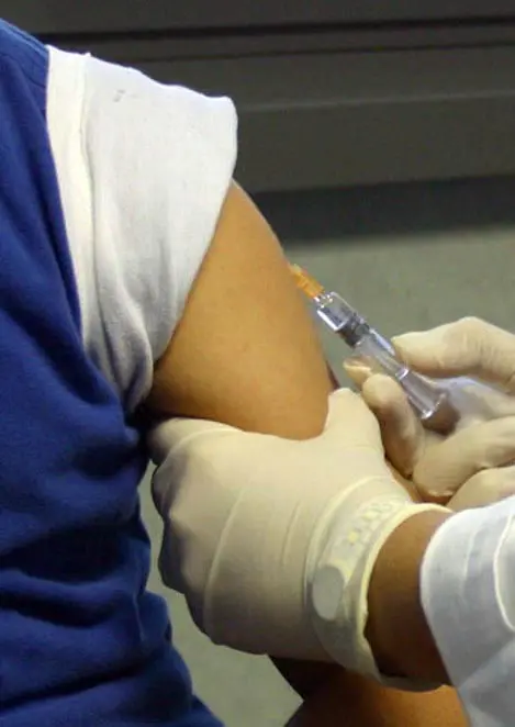 Odissea vaccinazione: “Non riesco a prenotare la seconda dose . Non ci sono posti liberi”