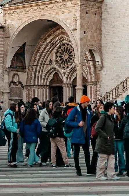 Assisi ha fatto davvero festa. In città oltre 350mila visitatori durante il periodo natalizio