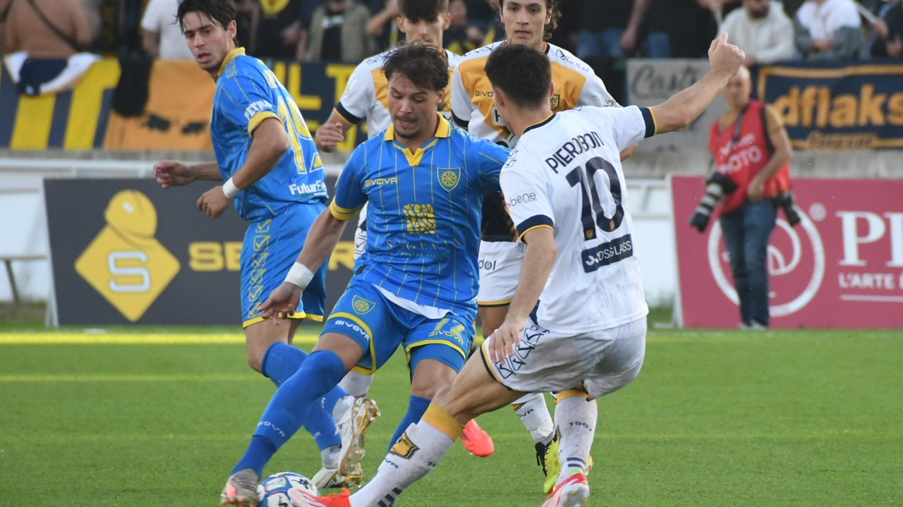 Carrarese-Juve Stabia (Foto Delia)