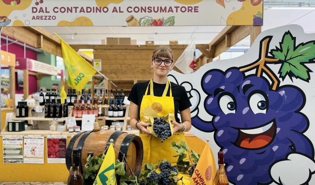 https://www.lanazione.it/image-service/view/acePublic/alias/contentid/MGEwZTg1MzUtODg3Zi00/0/festa-delle-vendemmia.jpeg