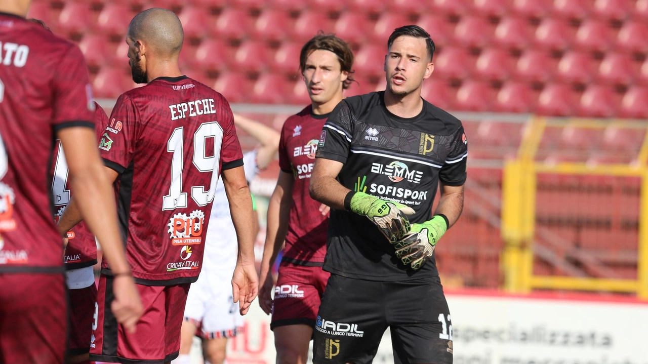 Elia Tantalocchi, portiere del Pontedera (foto Bongianni/Germogli)