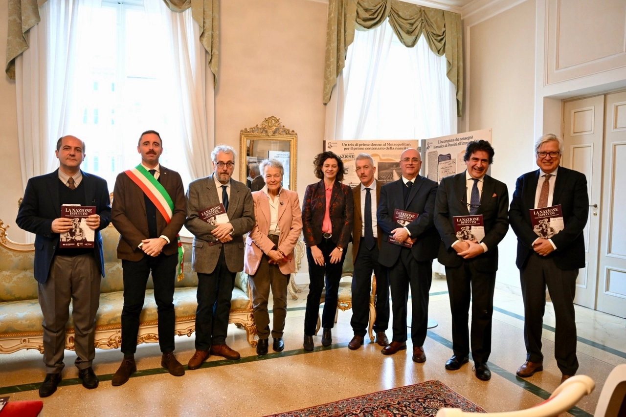 foto di gruppo inauguraziione