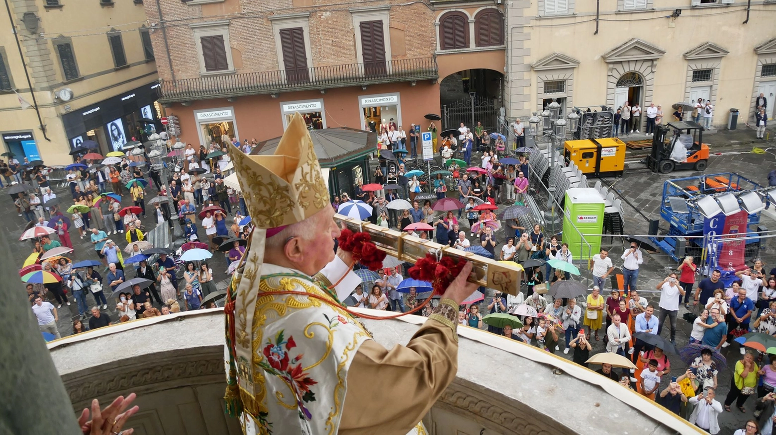 ostensione e pontificale 8 sett