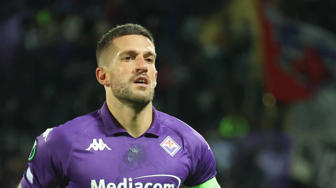 Il capitano viola Christian Biraghi (Fotocronache Germogli)