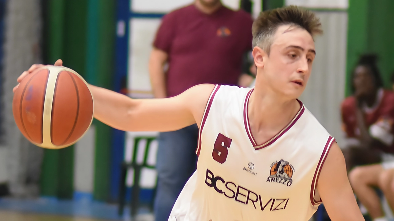 Tutto pronto per la prima uscita della Scuola Basket Arezzo nel 2025. Oggi, alle ore 18 al PalaEstra, la squadra...