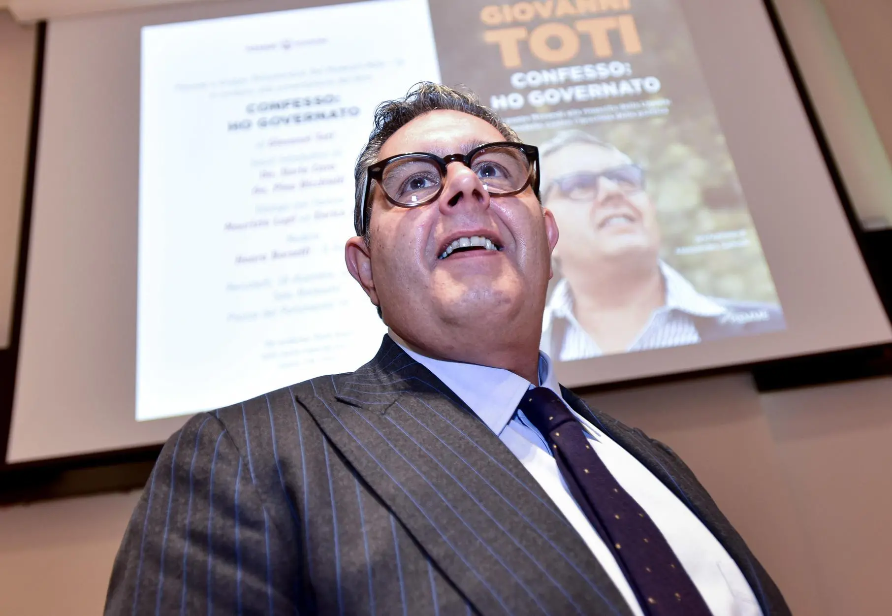 Giovanni Toti svolgerà lavori di pubblica utilità per la Lilt: patteggiamento e legge Severino