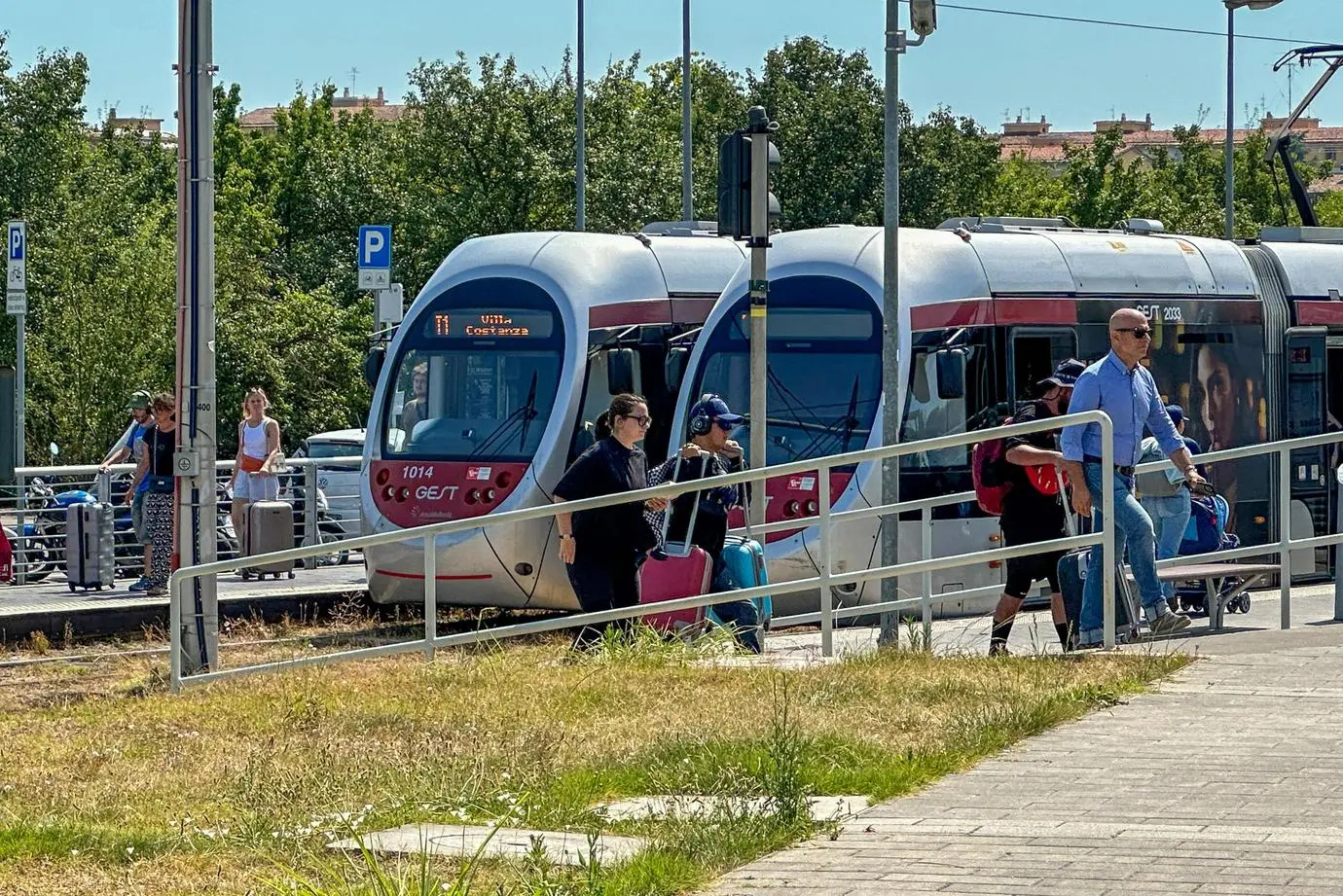 Ampliamento tramvia. Impazza la polemica: "Così la città resta al palo"