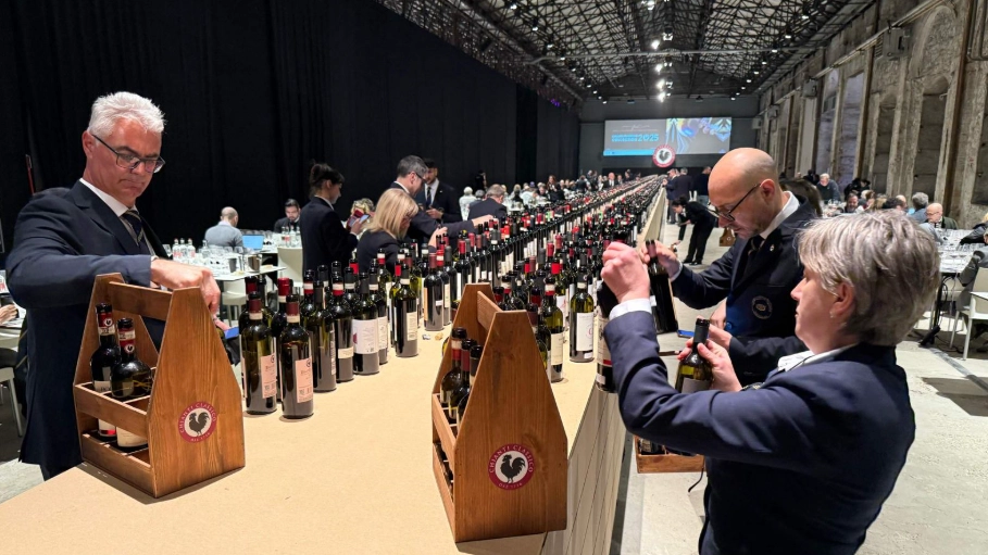 Un momento del grande evento dedichiato al Chianti alla Stazione Leopolda (New Press Photo)