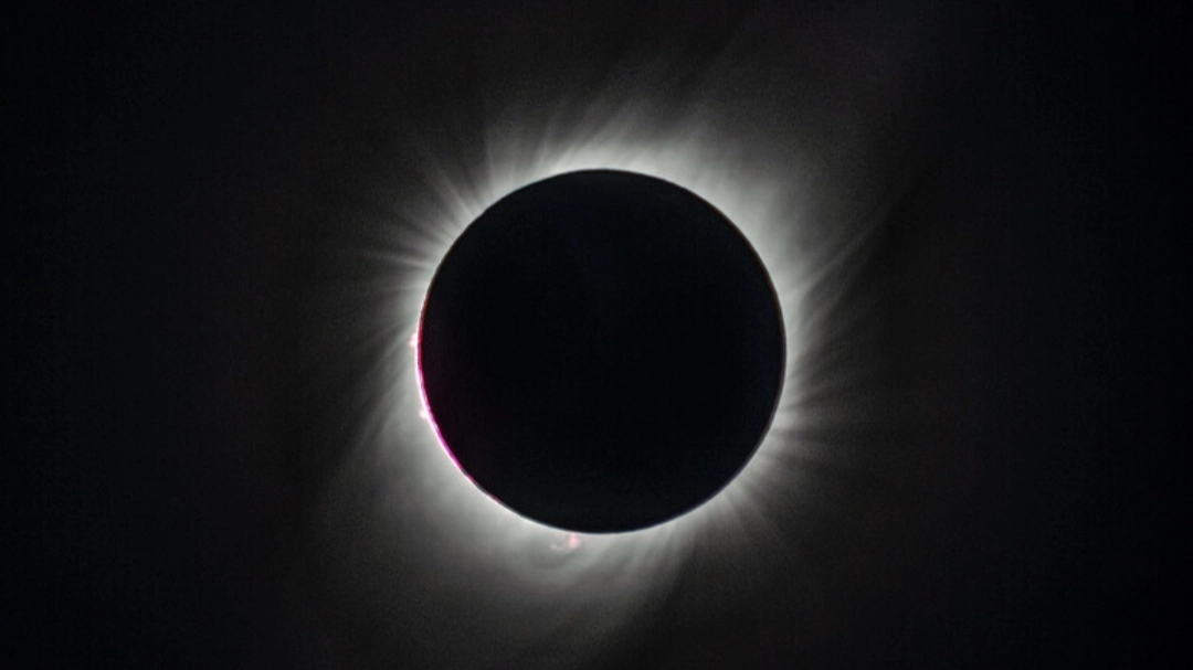 Eclissi totale di sole (foto Ansa)  