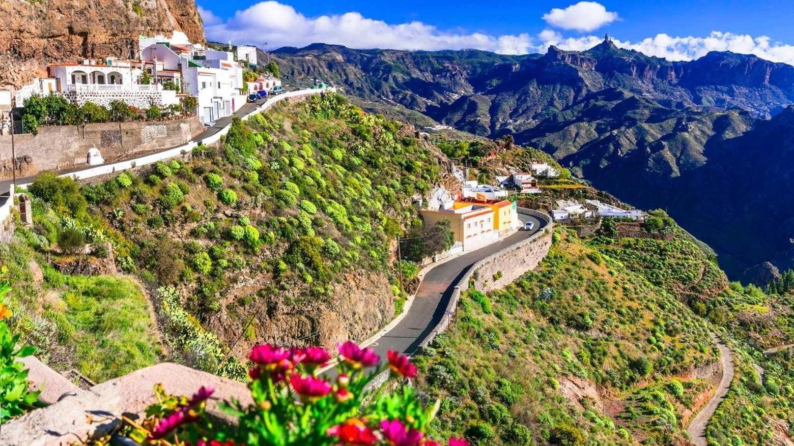 La città e il legame con Gran Canaria. In partenza la mostra fotografica sul cammino di Santiago dell’isola