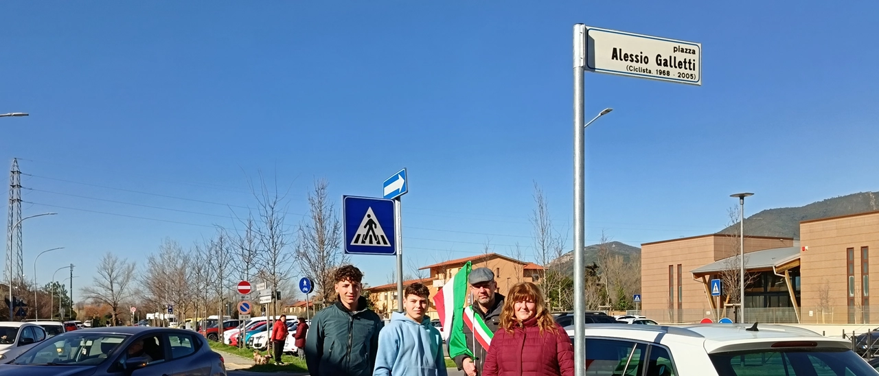 Cascina intitola una piazza al ciclista Alessio Galletti