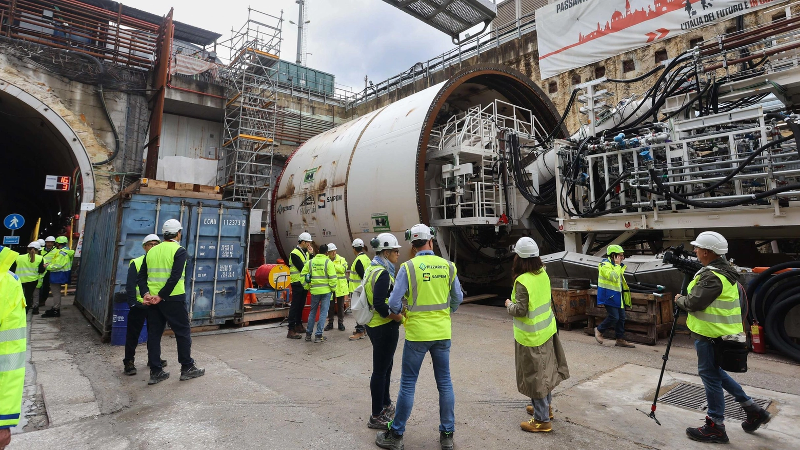 Nuovi scavi per il tunnel della Tav. L’opera è collegata a Cavriglia. Qui le terre per costruire la collina