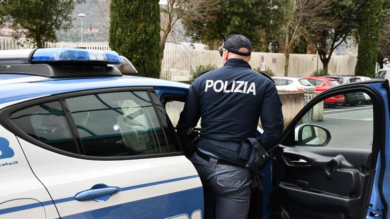 https://www.lanazione.it/image-service/view/acePublic/alias/contentid/MTM0MWU3ZjktNmJjOS00/0/le-indagini-sono-state-seguite-dalla-squadra-mobile-e-dalla-polizia-municipale.jpeg?f=16:9&w=1200&h=630